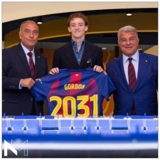 Barcelona je uspješno registrirala novog igrača La Lige, Anthonyja Gordona.